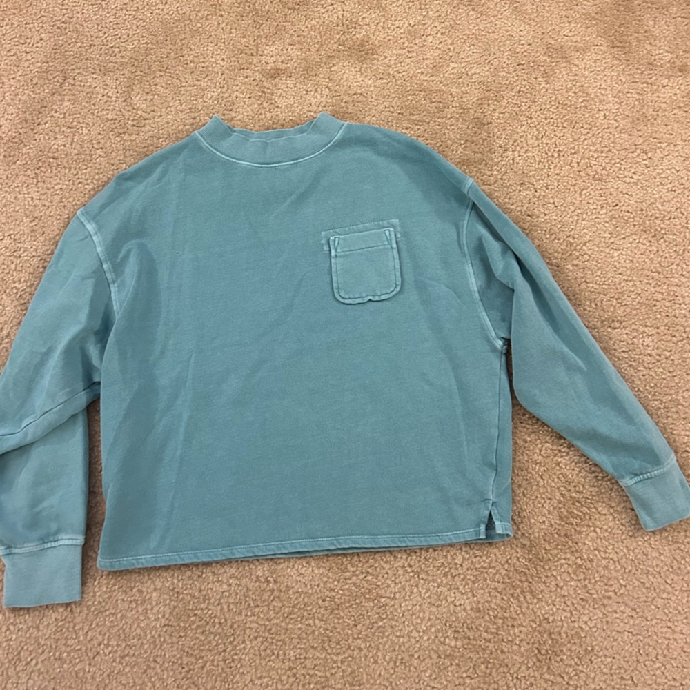 Old Navy Crewneck Sweater